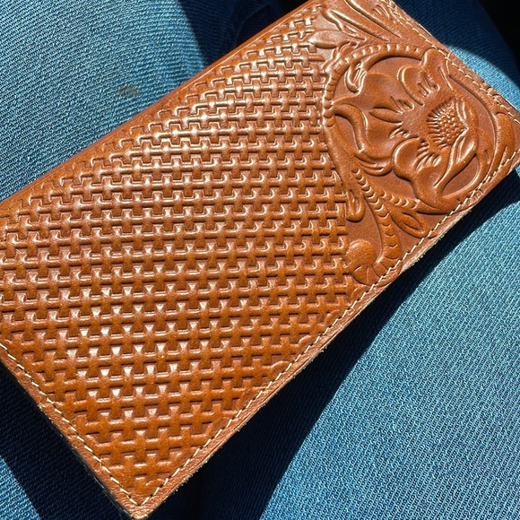 Handbags - Patricia Nash wallet